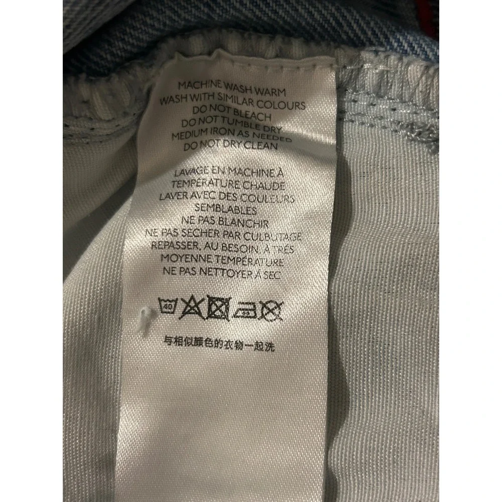 BDG Urban Outfitters High-Rise Baggy Jeans Light Wash Denim Size 25 100% Cotton